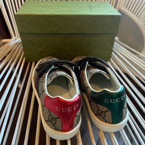 Gucci kids shoes